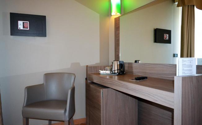 Фото отеля Sunflower hotel