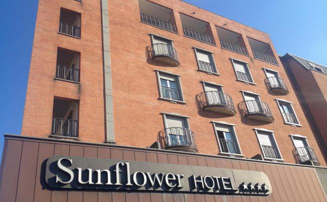 Фото отеля Sunflower hotel