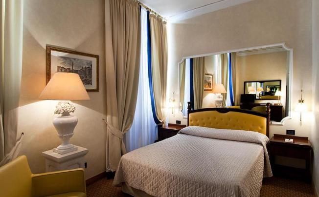 Фото отеля Colonna Palace Hotel