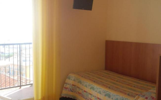 Фото отеля Robinia Hotel