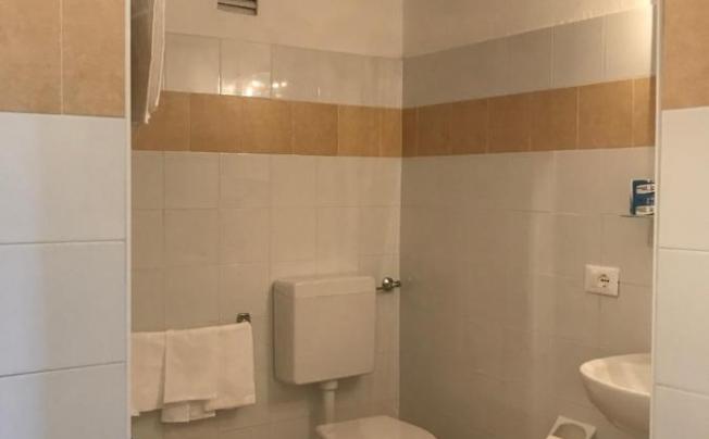 Фото отеля Robinia Hotel