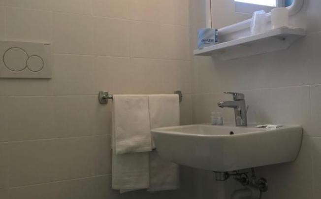 Фото отеля Robinia Hotel