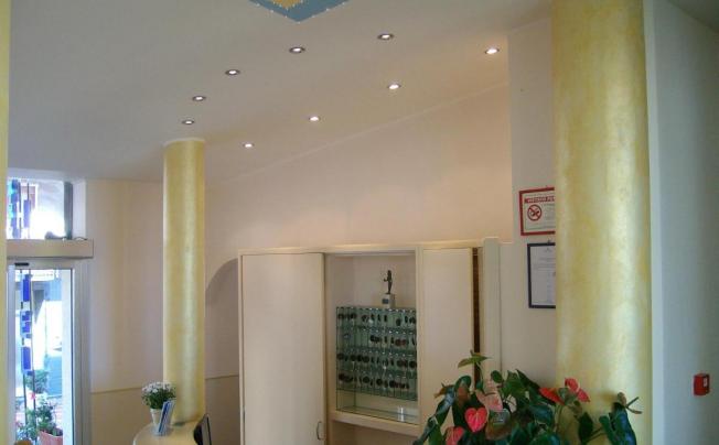 Фото отеля Robinia Hotel