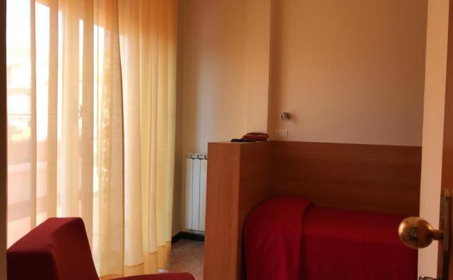 Фото отеля Robinia Hotel