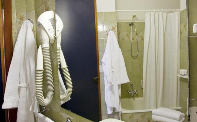 Фото отеля Ritz Hotel