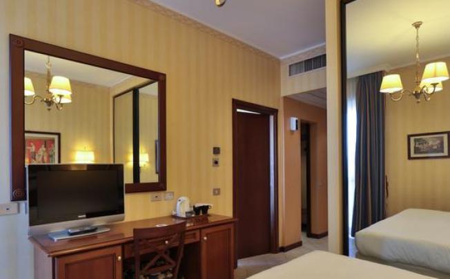 Фото отеля UNAWAY Hotel & Residence Contessa Jolanda Milano (ex. Atahotel Contessa Jolanda