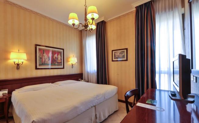 Фото отеля UNAWAY Hotel & Residence Contessa Jolanda Milano (ex. Atahotel Contessa Jolanda