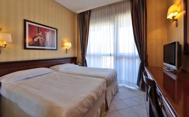 Фото отеля UNAWAY Hotel & Residence Contessa Jolanda Milano (ex. Atahotel Contessa Jolanda