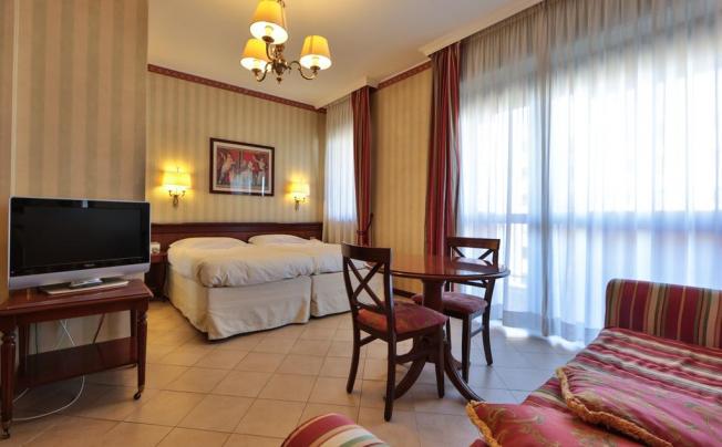 Фото отеля UNAWAY Hotel & Residence Contessa Jolanda Milano (ex. Atahotel Contessa Jolanda
