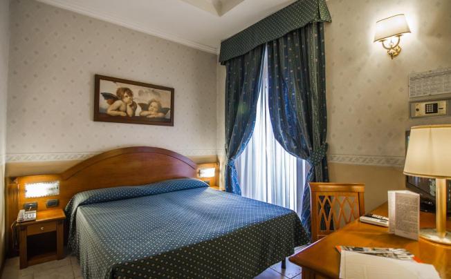 Фото отеля Verona Hotel