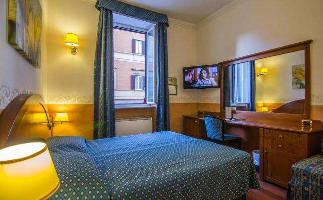 Фото отеля Verona Hotel