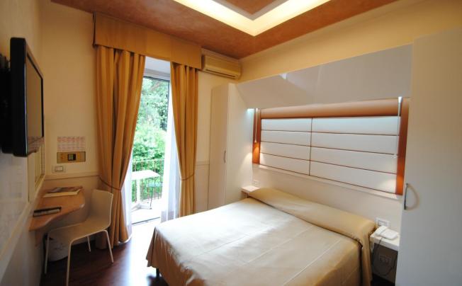 Фото отеля Verona Hotel