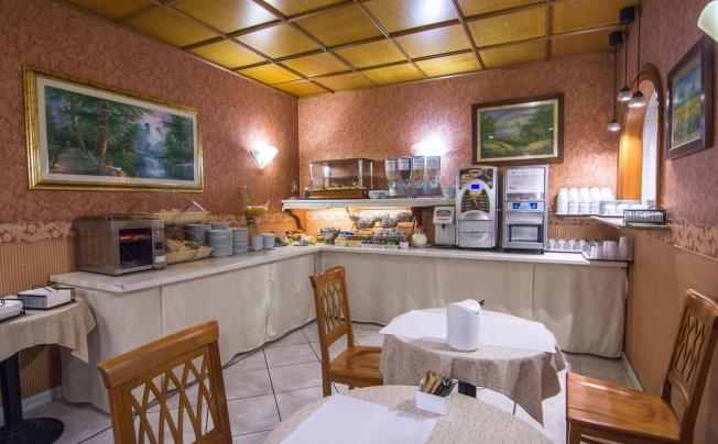 Фото отеля Verona Hotel