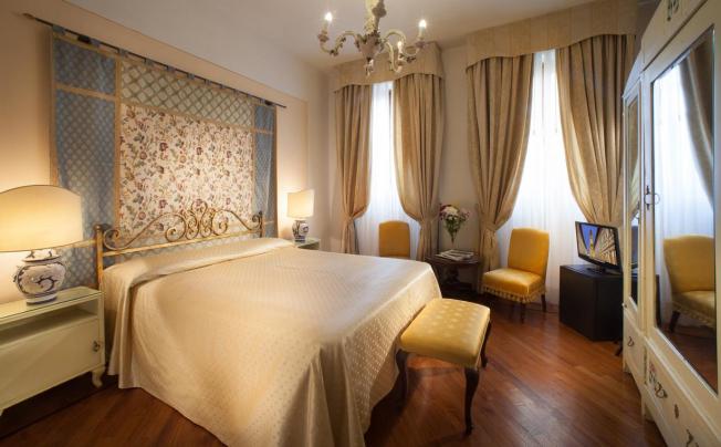Фото отеля Tornabuoni Beacci Hotel
