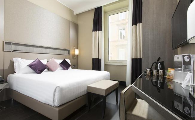 Фото отеля Rome Life Hotel