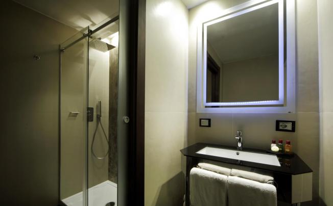 Фото отеля Mood Suites Tritone