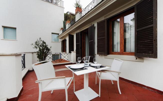 Фото отеля Mood Suites Tritone