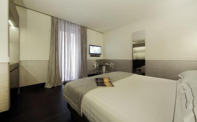 Фото отеля Mood Suites Tritone