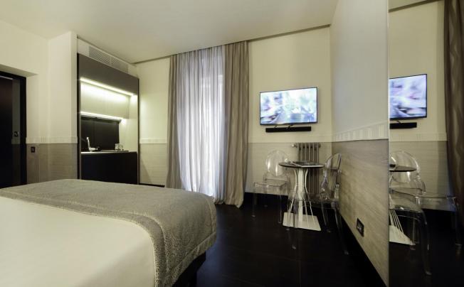 Фото отеля Mood Suites Tritone