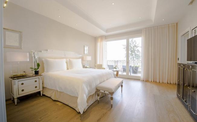 Фото отеля PALAZZO PARIGI HOTEL & GRAND SPA 