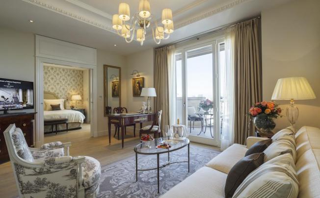 Фото отеля PALAZZO PARIGI HOTEL & GRAND SPA 