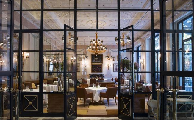 Фото отеля PALAZZO PARIGI HOTEL & GRAND SPA 
