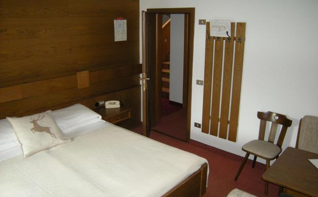 Фото отеля Sport hotel enrosadira