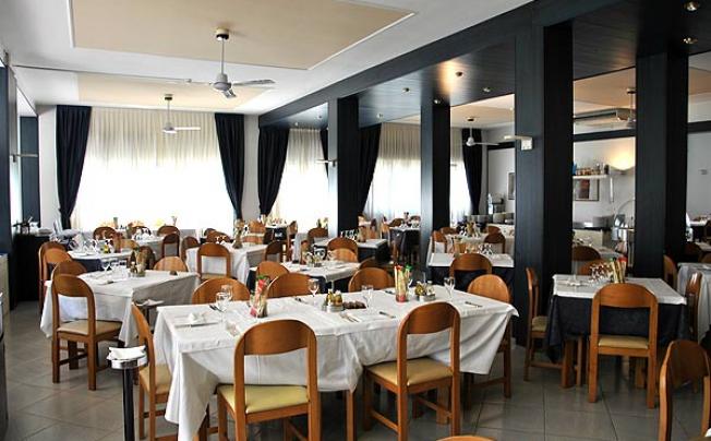 Фото отеля Deanna golf hotel