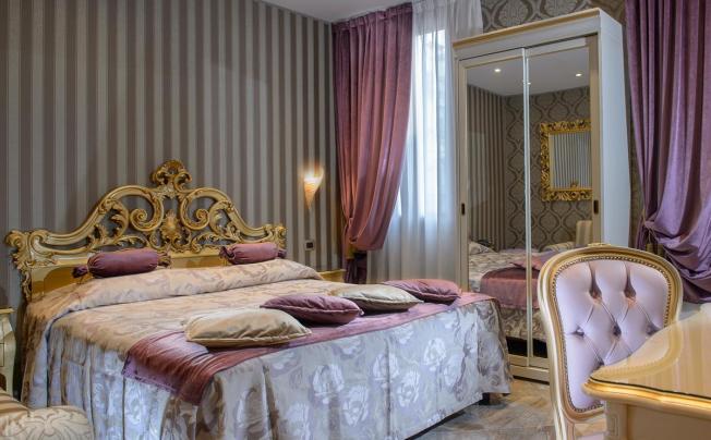 Фото отеля Santa Marina Hotel
