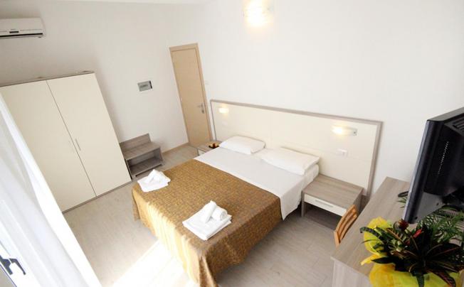 Фото отеля Hotel St Gregory Park