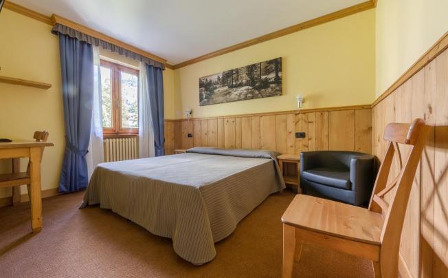 Фото отеля Crampon Hotel