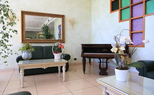 Фото отеля Calabresi Hote