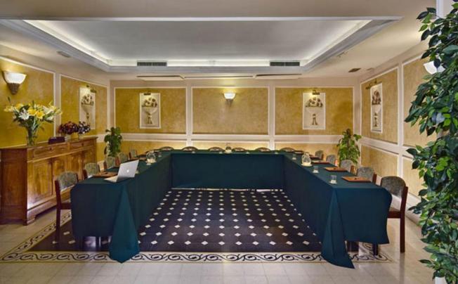 Фото отеля Corona D'Italia Hotel