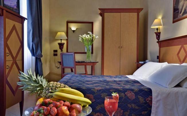 Фото отеля Corona D'Italia Hotel