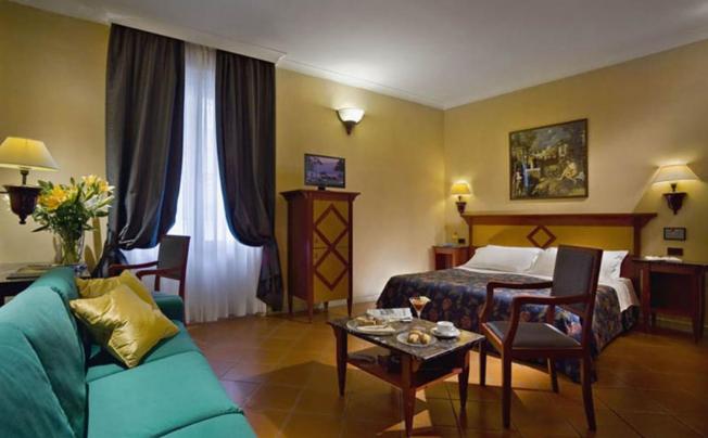 Фото отеля Corona D'Italia Hotel