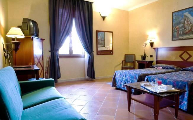 Фото отеля Corona D'Italia Hotel