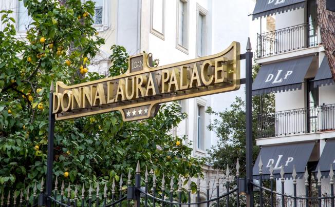 Фото отеля Donna Laura Palace