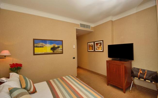 Фото отеля Apogia Lloyd Rome Hotel