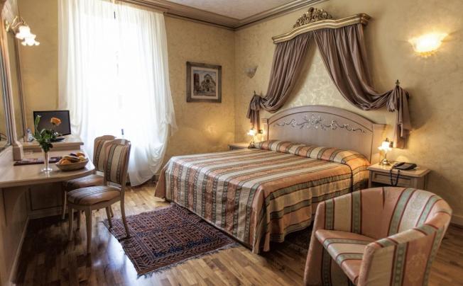 Фото отеля Colomba d'Oro Hotel