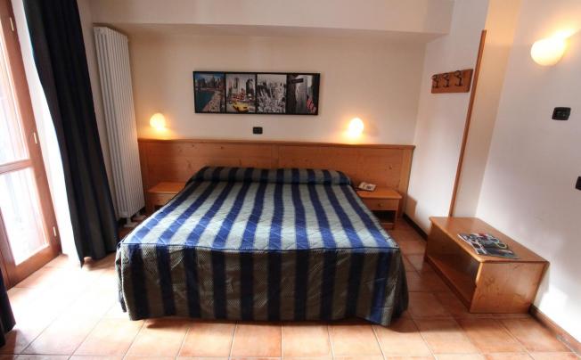 Фото отеля Alpechiara Hotel