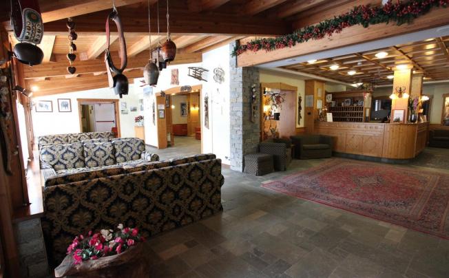 Фото отеля Alpechiara Hotel