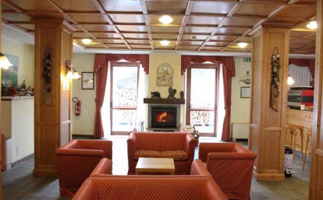 Фото отеля Alpechiara Hotel