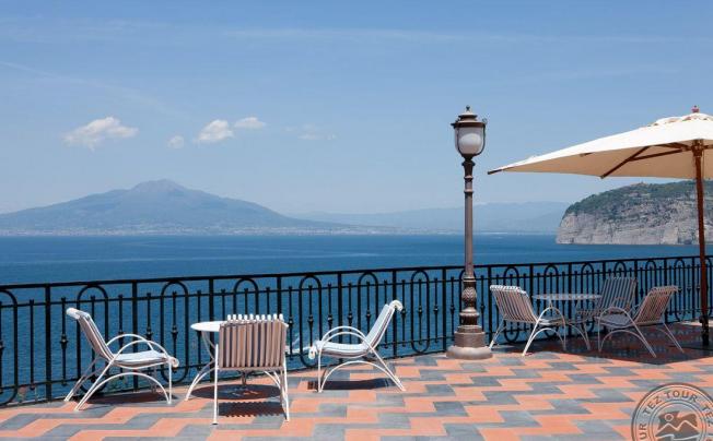 Фото отеля Royal Grand Hotel