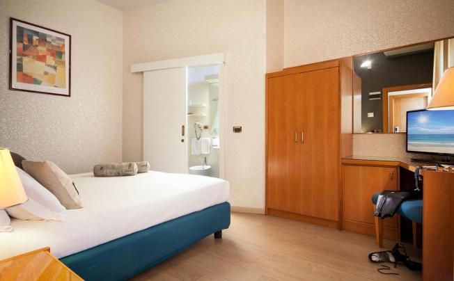 Фото отеля Kursaal hotel