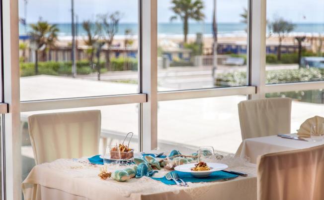 Фото отеля Kursaal hotel