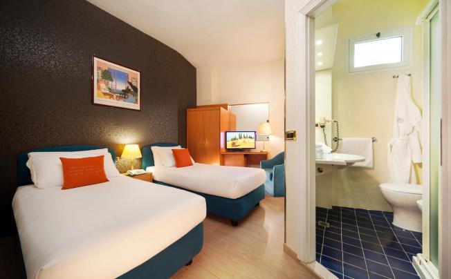 Фото отеля Kursaal hotel