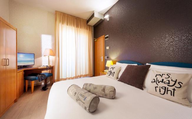 Фото отеля Kursaal hotel