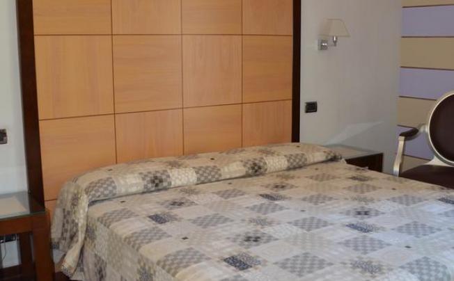 Фото отеля Regent Beach Hotel & Apartment