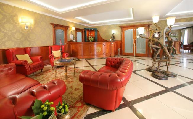 Фото отеля Regent Beach Hotel & Apartment