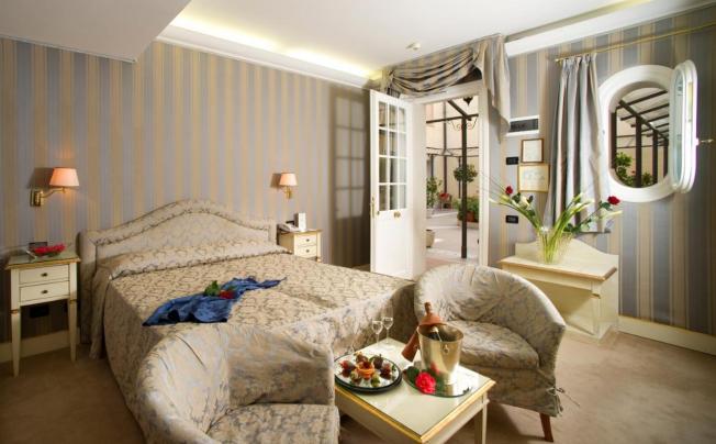 Фото отеля Carlton On The Grand Canal Hotel